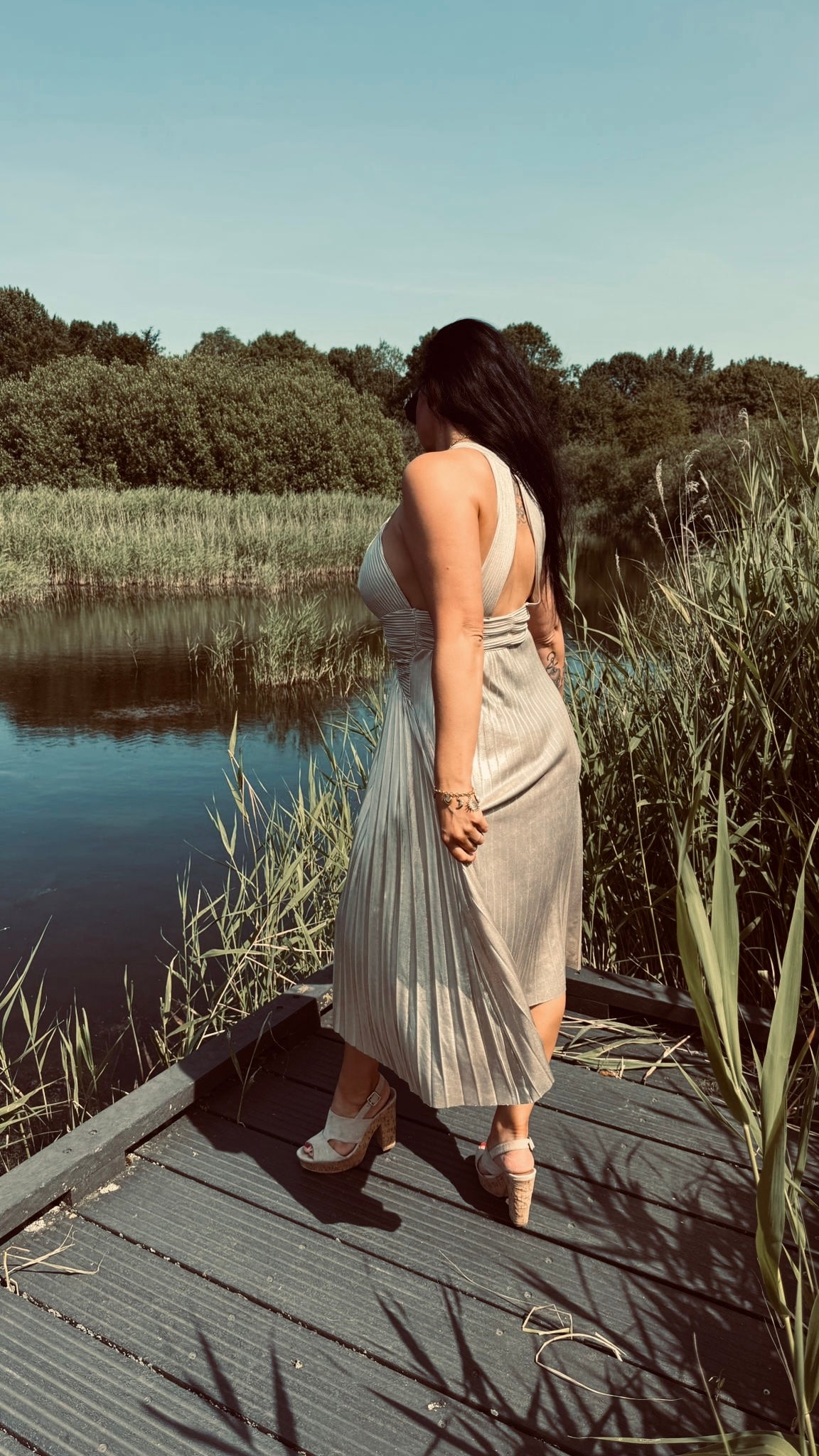 Plissé Dress | Gold