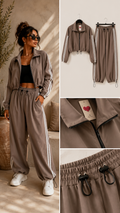 Aimee sportief comfy pak taupe