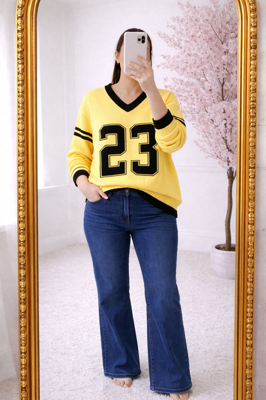 Number 23 knit sweater - Geel