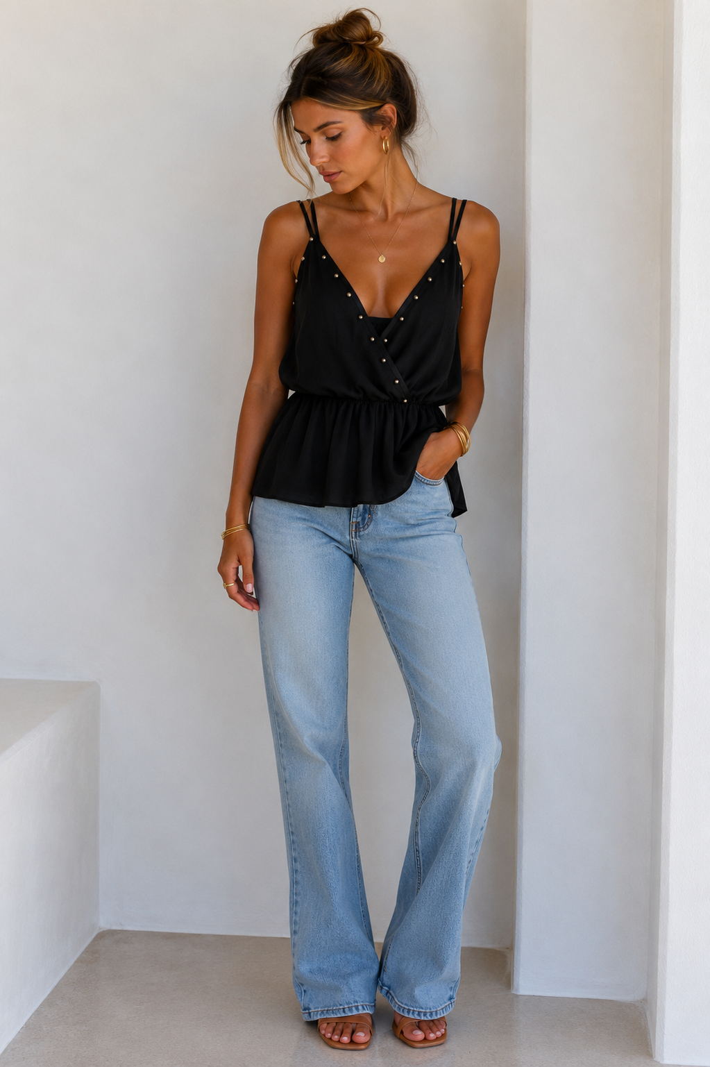 V-hals top studs details  DIVERSE KLEUREN! CHECK IT OUT!😍