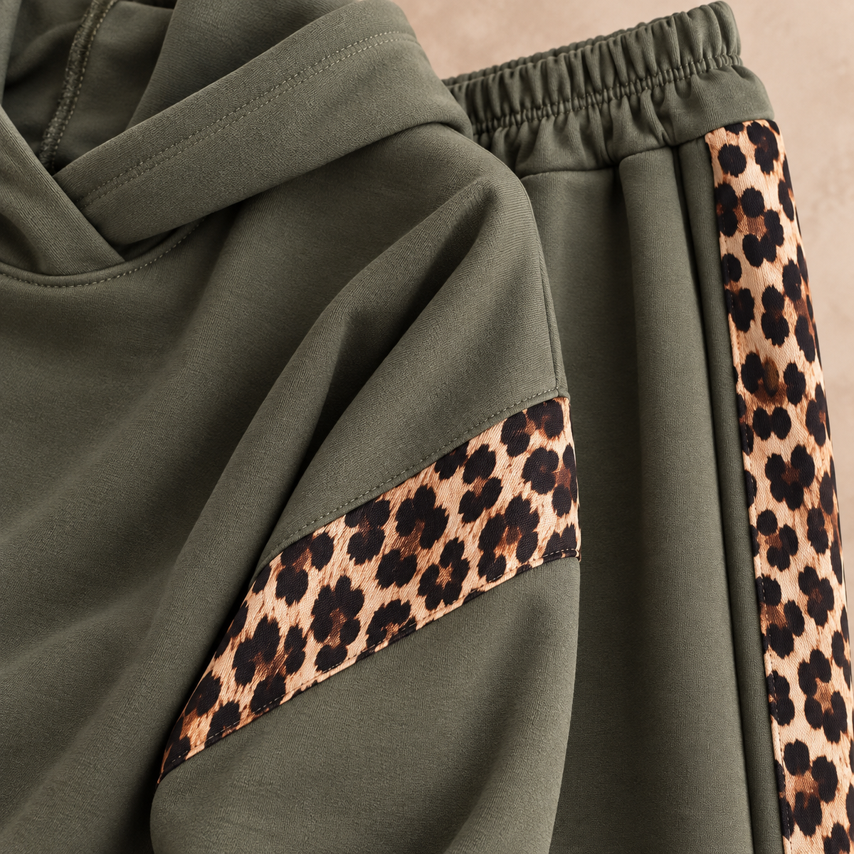 Sammy cheetah jogging set groen