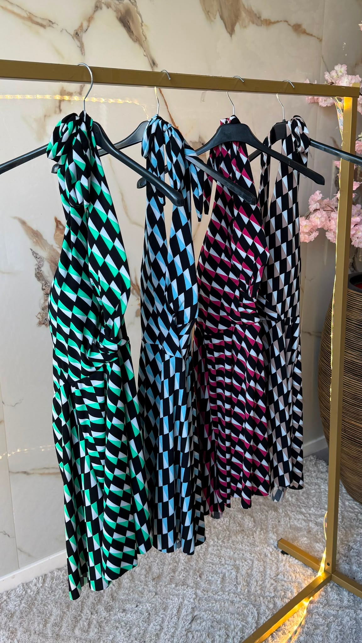 jurken DIVERSE KLEUREN! CHECK IT OUT 😍